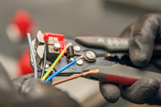 Best Affordable Emergency Electrician  in Suisun City, CA